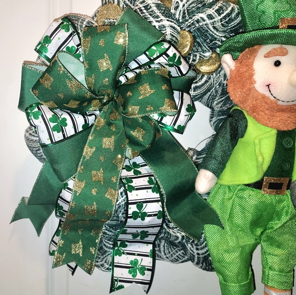 St Patricks Day Leprechaun Wreath Deco Mesh Bow Pot of Gold - Picture 6 of 8
